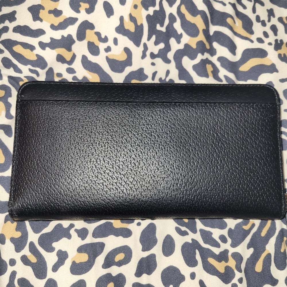 Kate Spade wallet - Picture 2 of 4